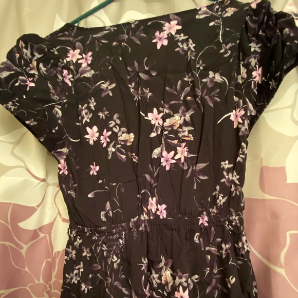 Express Dresses (2) - Picture 5 of 5